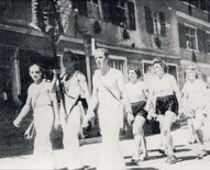 Die Fridinger Delegation bei einem Turnfest in Mühlheim um 1952